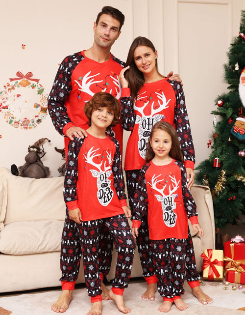 Load image into Gallery viewer, Reindeer Graphic Top and Pants Set
