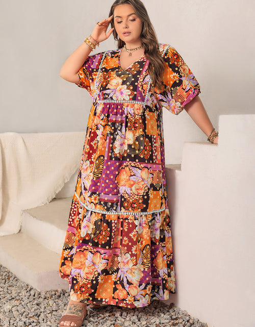 Load image into Gallery viewer, Plus Size Printed V-Neck Half Sleeve Maxi Dress
