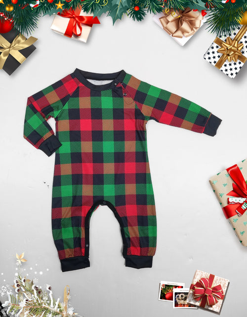 Load image into Gallery viewer, Reindeer Graphic Top and Plaid Pants Set
