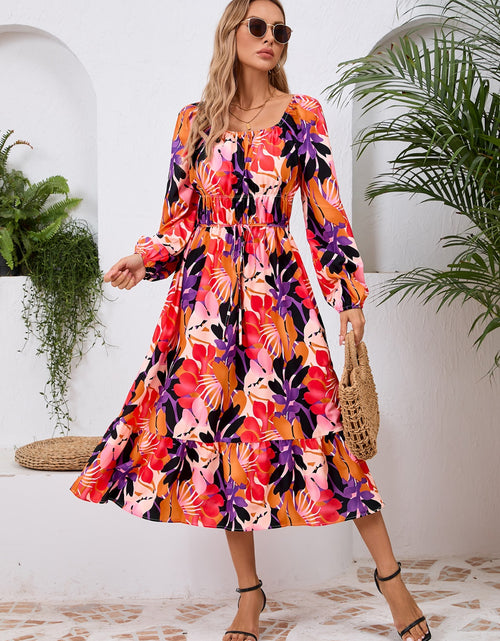 Load image into Gallery viewer, Printed Long Sleeve Midi Dress
